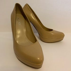 Aldo Sexy Nude Heels Size 6